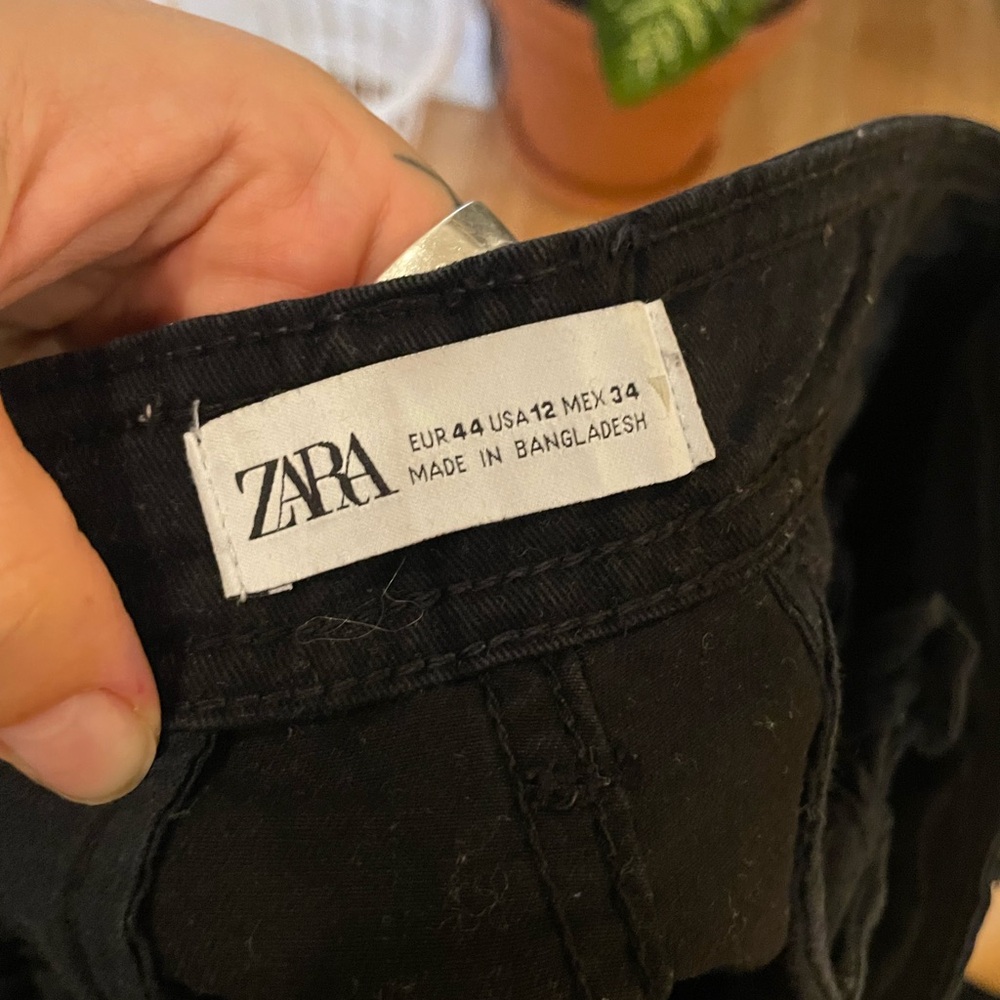 Zara Black Cargo Pants - Picture 3 of 3
